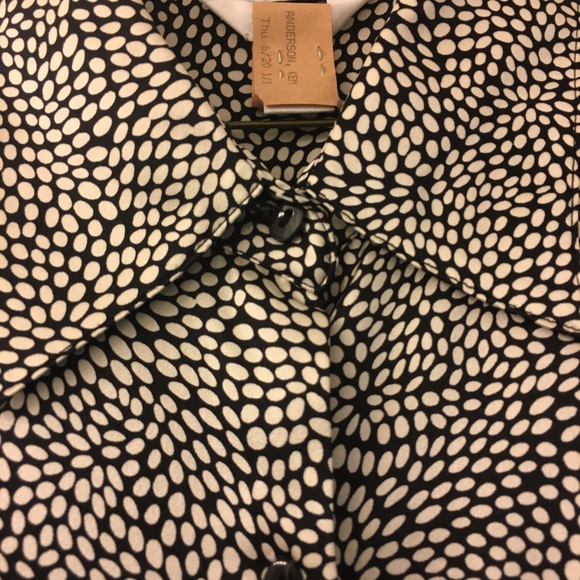Beautiful silk blouse with bell sleeves. - Picture 1 of 4
